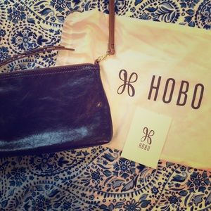 Hobo Darcy convertible crossbody clutch